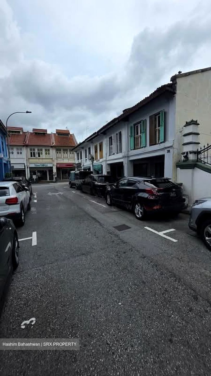 Jalan Besar (D8), Shop House #579255391
